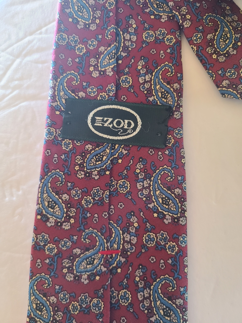 IZOD Men's Burgundy Paisley Silk Tie
